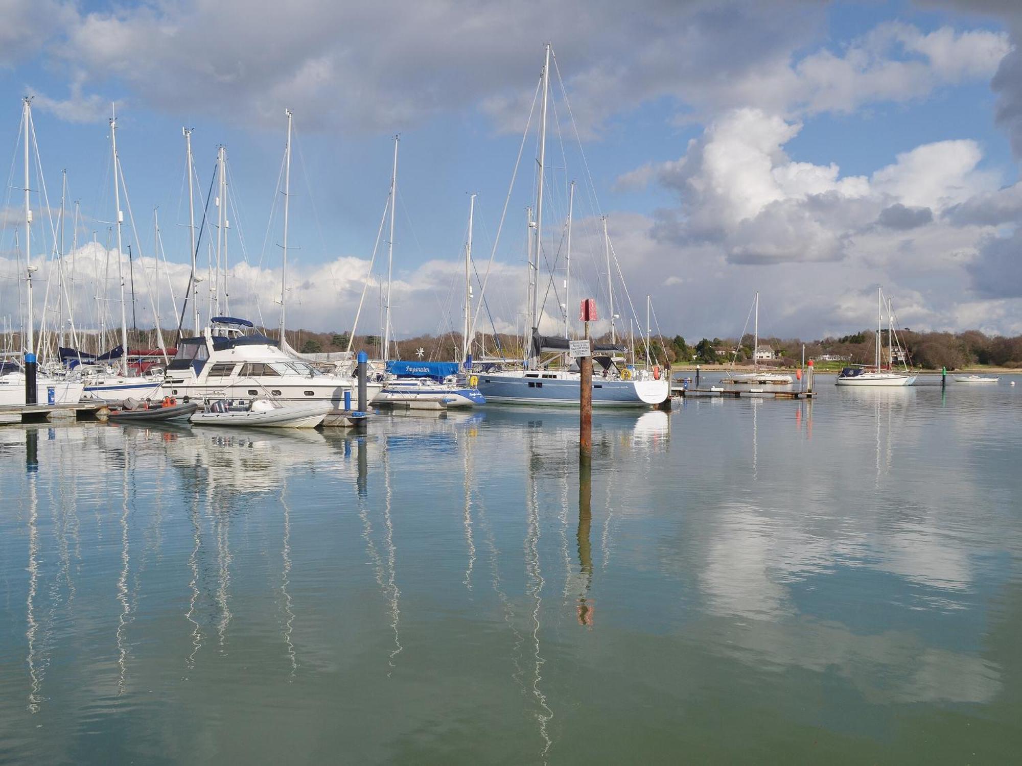 Irenic Lodge Netley Bagian luar foto